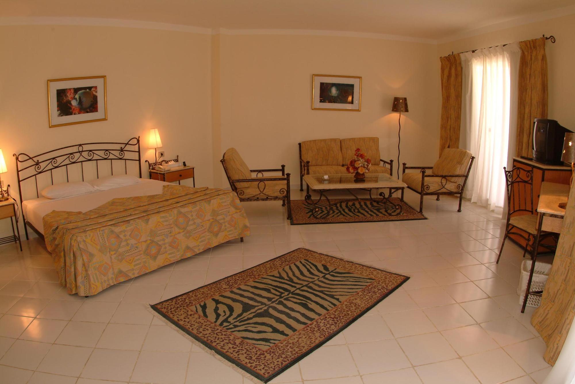 Bella Vista Resort Hurghada Families And Couples Only ภายนอก รูปภาพ
