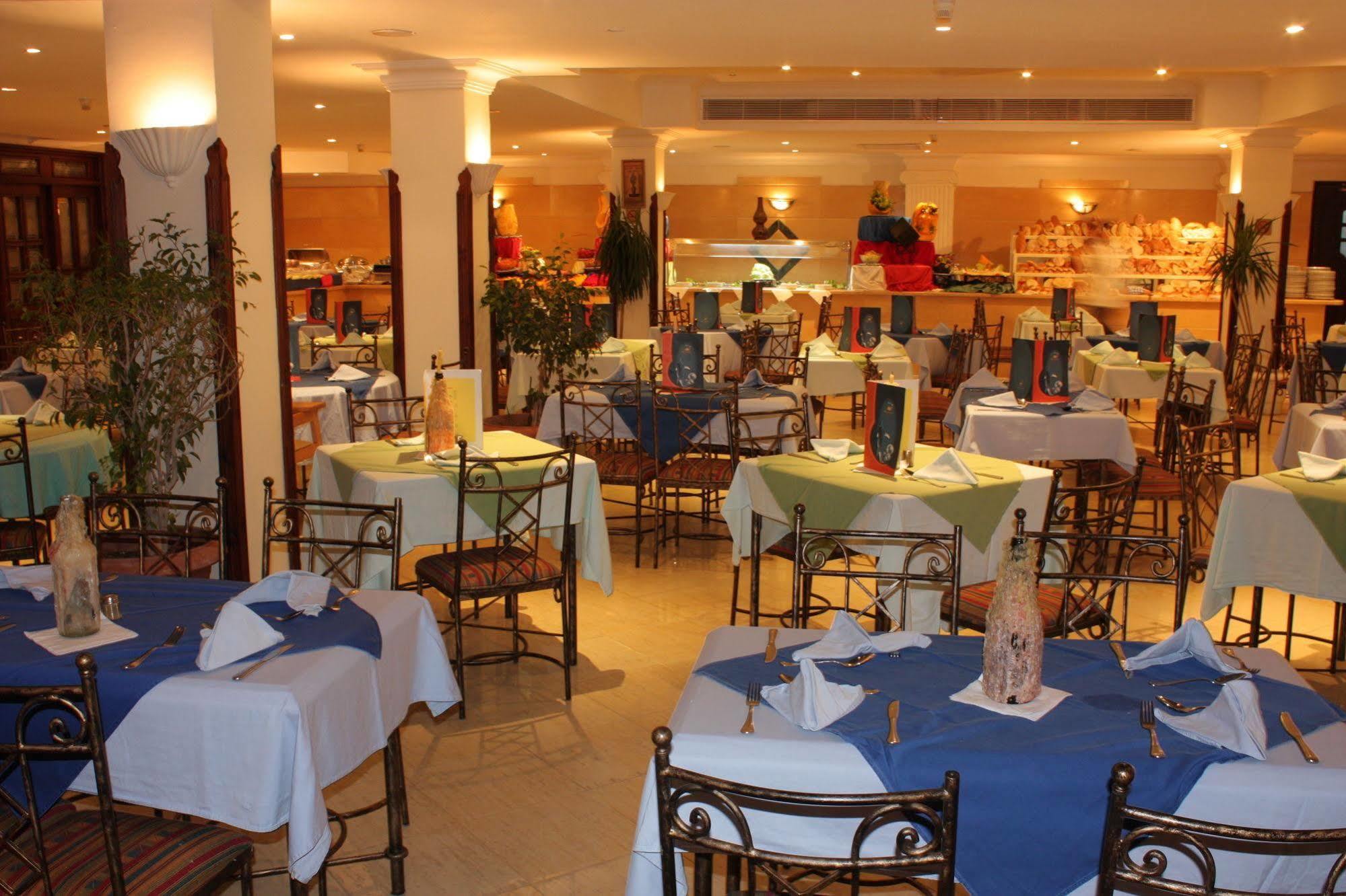 Bella Vista Resort Hurghada Families And Couples Only ภายนอก รูปภาพ